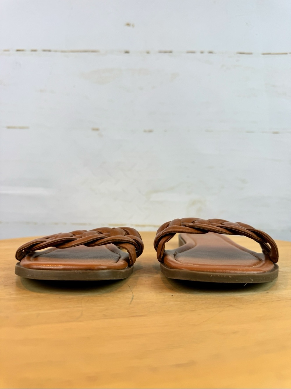 Kenneth Cole | Saddle Brown Slide Sandal, 8 - Picture 4 of 10